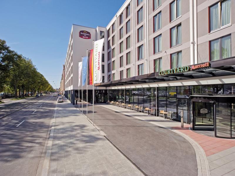 Residence Inn By Marriott Munich City East Exteriör bild