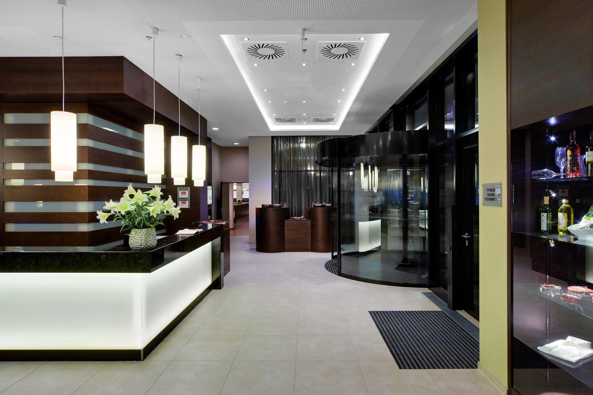 Residence Inn By Marriott Munich City East Exteriör bild