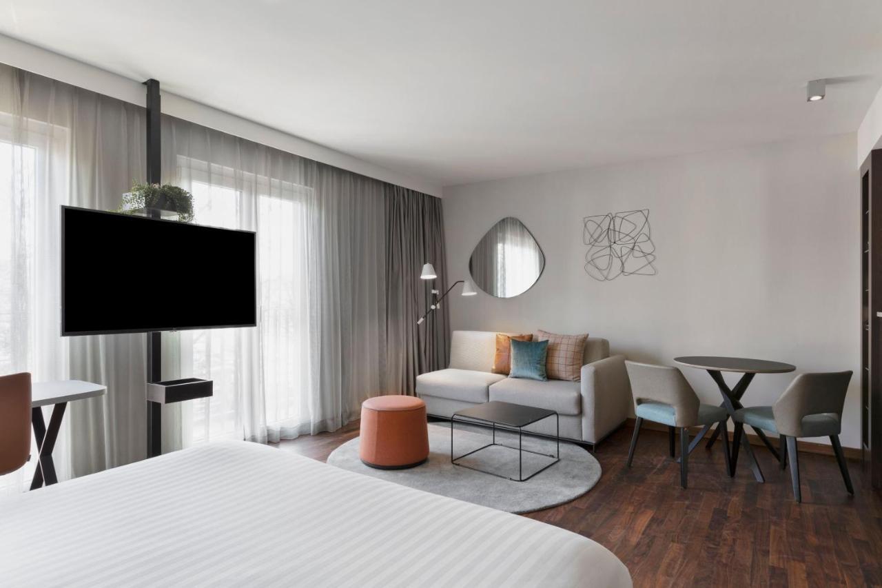 Residence Inn By Marriott Munich City East Exteriör bild