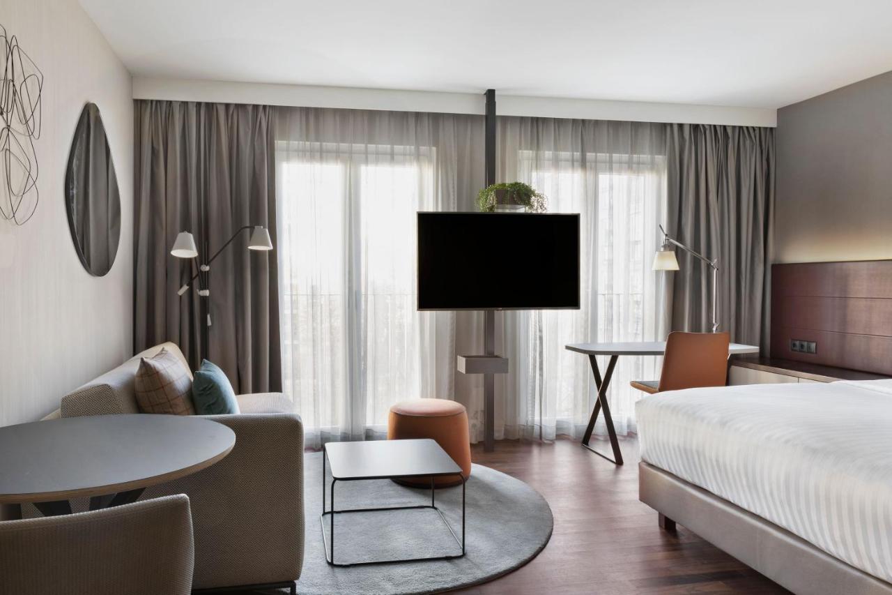 Residence Inn By Marriott Munich City East Exteriör bild