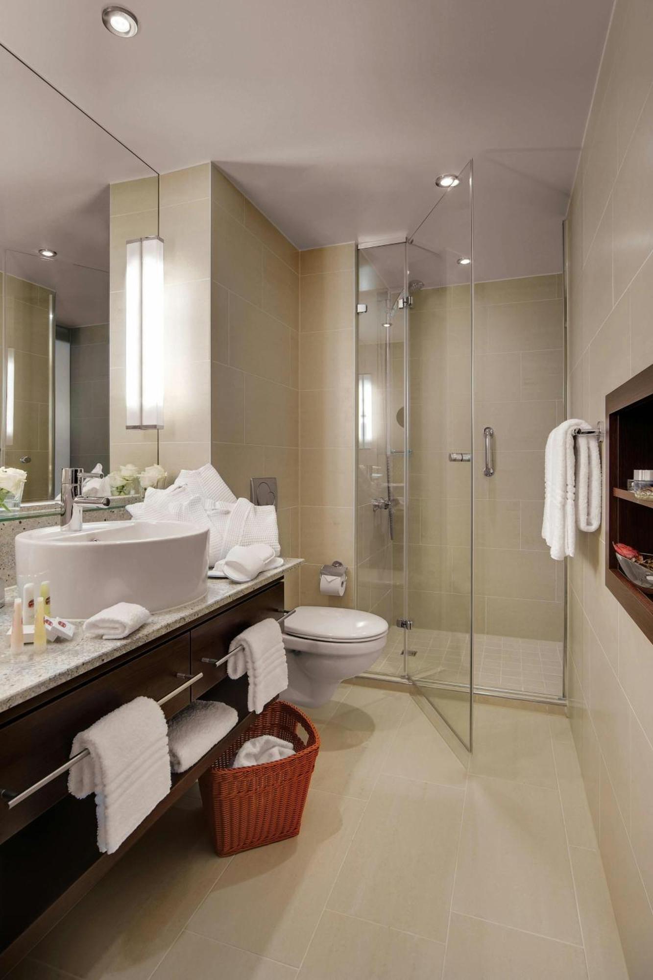 Residence Inn By Marriott Munich City East Exteriör bild