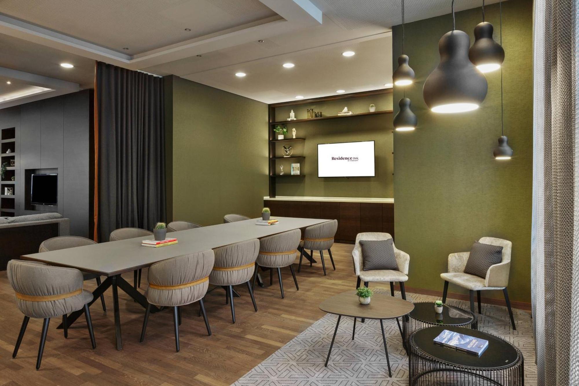 Residence Inn By Marriott Munich City East Exteriör bild