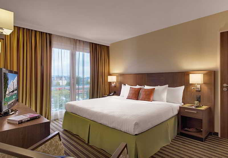 Residence Inn By Marriott Munich City East Exteriör bild