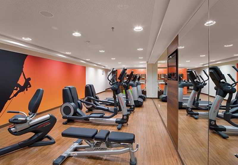 Residence Inn By Marriott Munich City East Exteriör bild